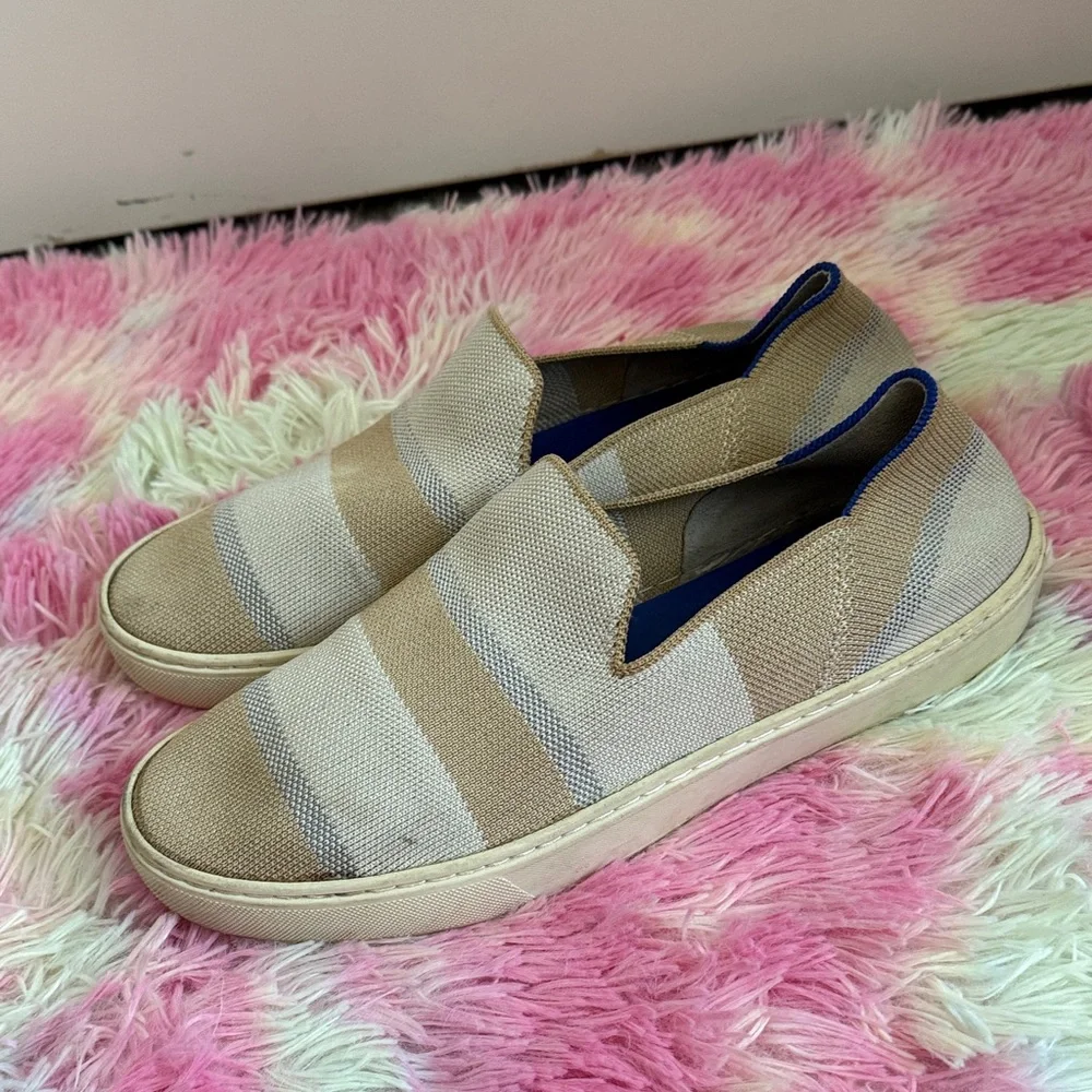Rothy's Beige and Light Gray Slip-On Loafers